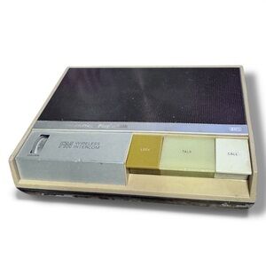 VTG Realistic Plug' n Talk FM Wireless Intercom Model 43-212B